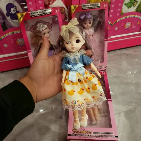 cute-doll-beautiful-princess-doll-for-girls-play-with-box-random-doll - 1 (1).webp